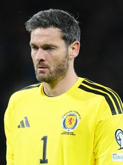 goleiro CRAIG GORDON (Hearts - Heart of Midlothian Football ClubEscócia) será o jogador mais velho da Copa do Mundo